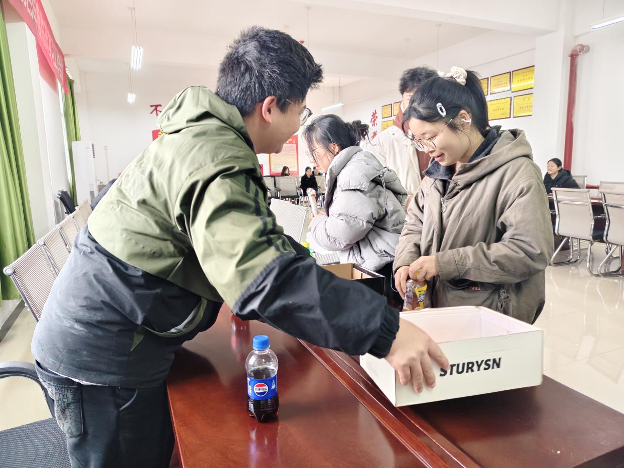 图示, 示意图

中度可信度描述已自动生成:ver1